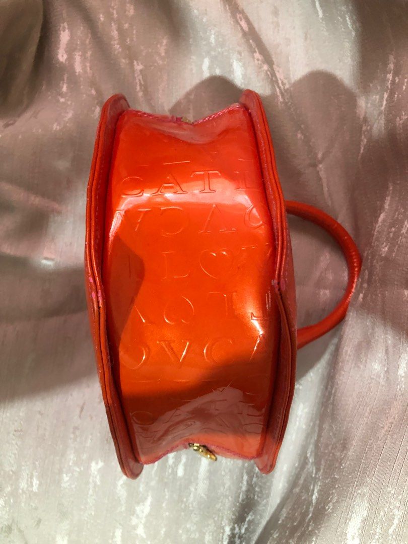 LOVCAT Orange Heart Bag (Category: Shoulder Bags) located in Angeles City. Submitted by Archive21 (Listing ID 1320702841, Image 3). Description: Good Condition with only minmal signs of wear.