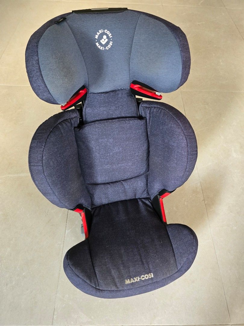 Maxi cosi rodifix airprotect nomad blue hotsell