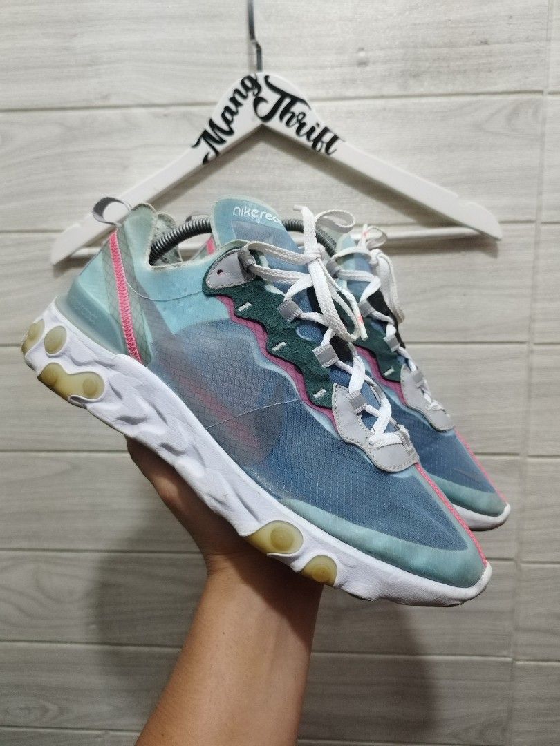 NIKE REACT ELEMENT 87 (Category: Sneakers) located in Sorsogon. Submitted by mang_thrift2 (Listing ID 1320710921, Image 2). Description: NIKE REACT ELEMENT 87 US 8.5 EUR 42 CM 26.5 SIGN OF USAGE ON SOCKLINE DM.