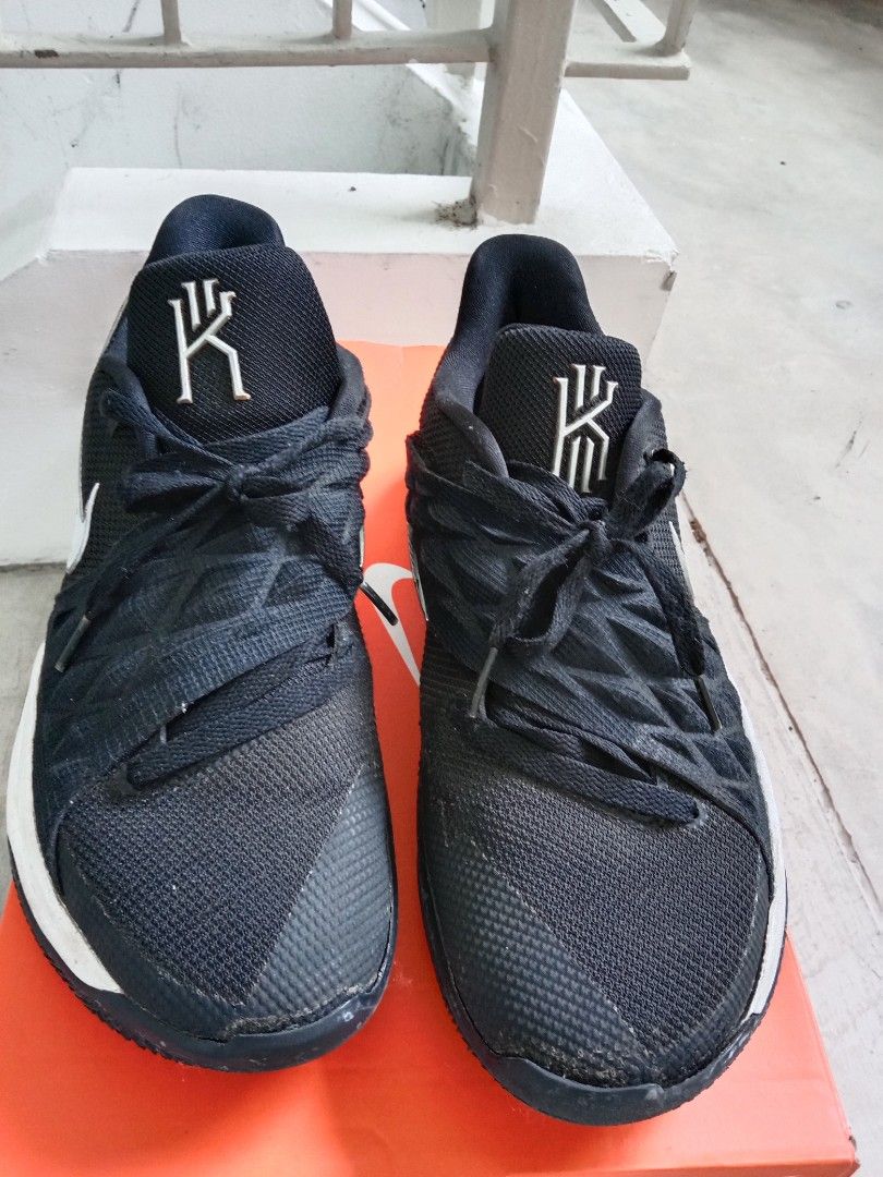 Kyrie 11 black online