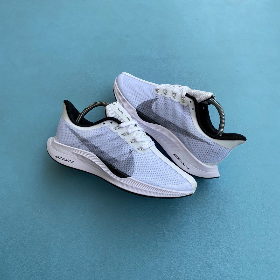 NIKE ZOOM PEGASUS TURBO