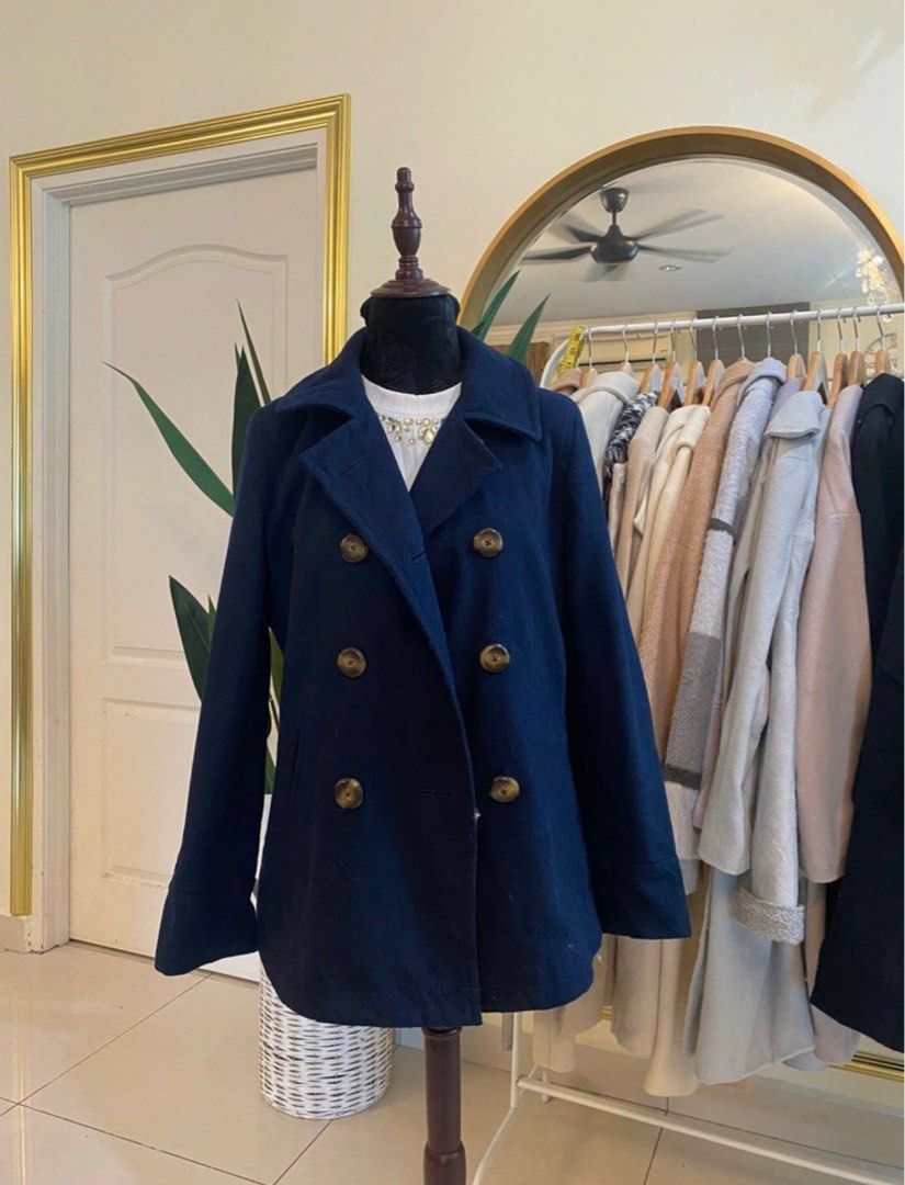 OLD NAVY WINTER AUTUMN COAT Women s Fashion Coats Jackets and Outerwear on Carousell