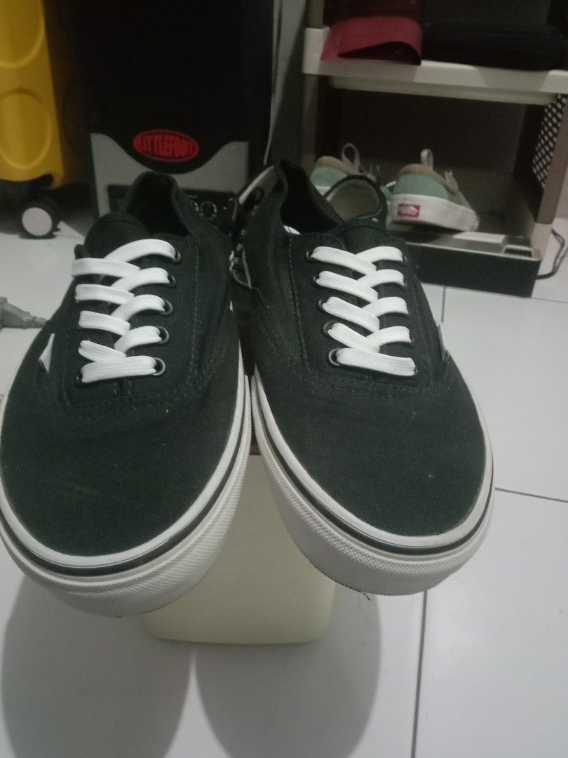 Gambar sepatu vans original dan harganya sale