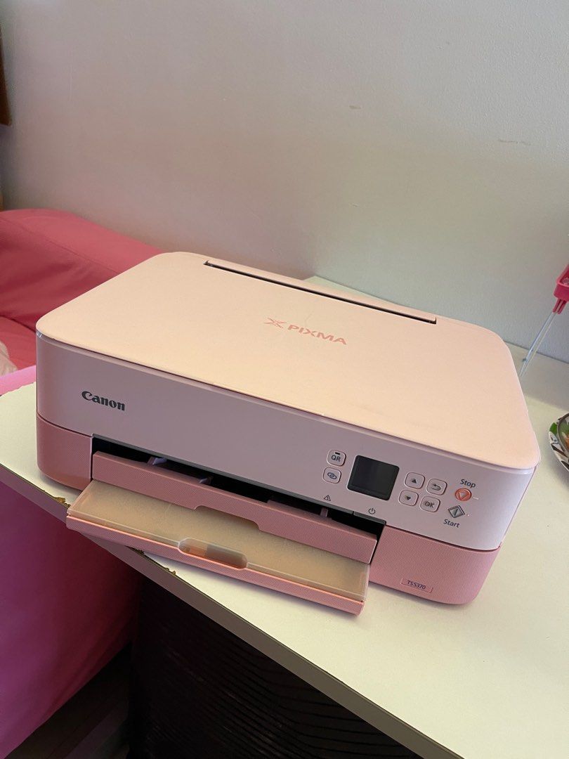 Printer with Scanner (Category: Printers, Scanners & Copiers) located in Singapore. Submitted by mochimochihanone (Listing ID 1320629985, Image 2). Description: Printer (like new) Used a few times only..