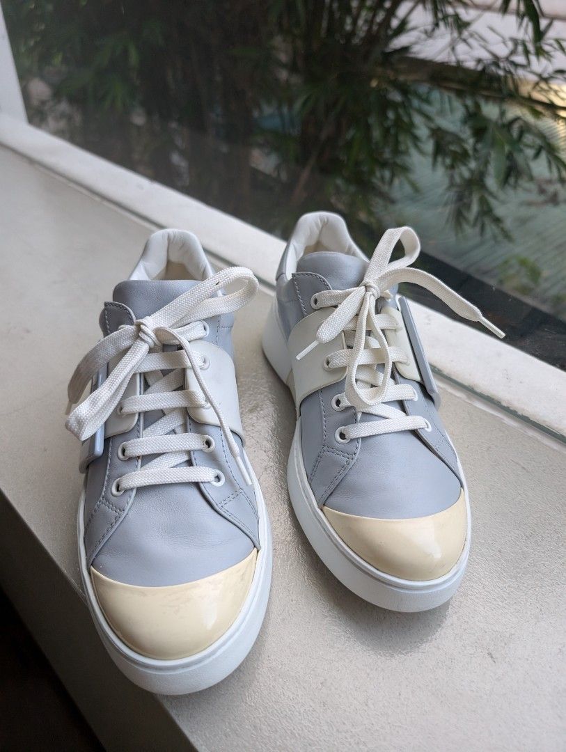 Roger Vivier Viv Skate Sneakers (Category: Sneakers) located in Pasig City. Submitted by ejereyes (Listing ID 1320672547, Image 3). Description: Authentic. Pre-loved ❤️ Size 38 RFS: Seldom used Pickup location in Ugong, Pasig.