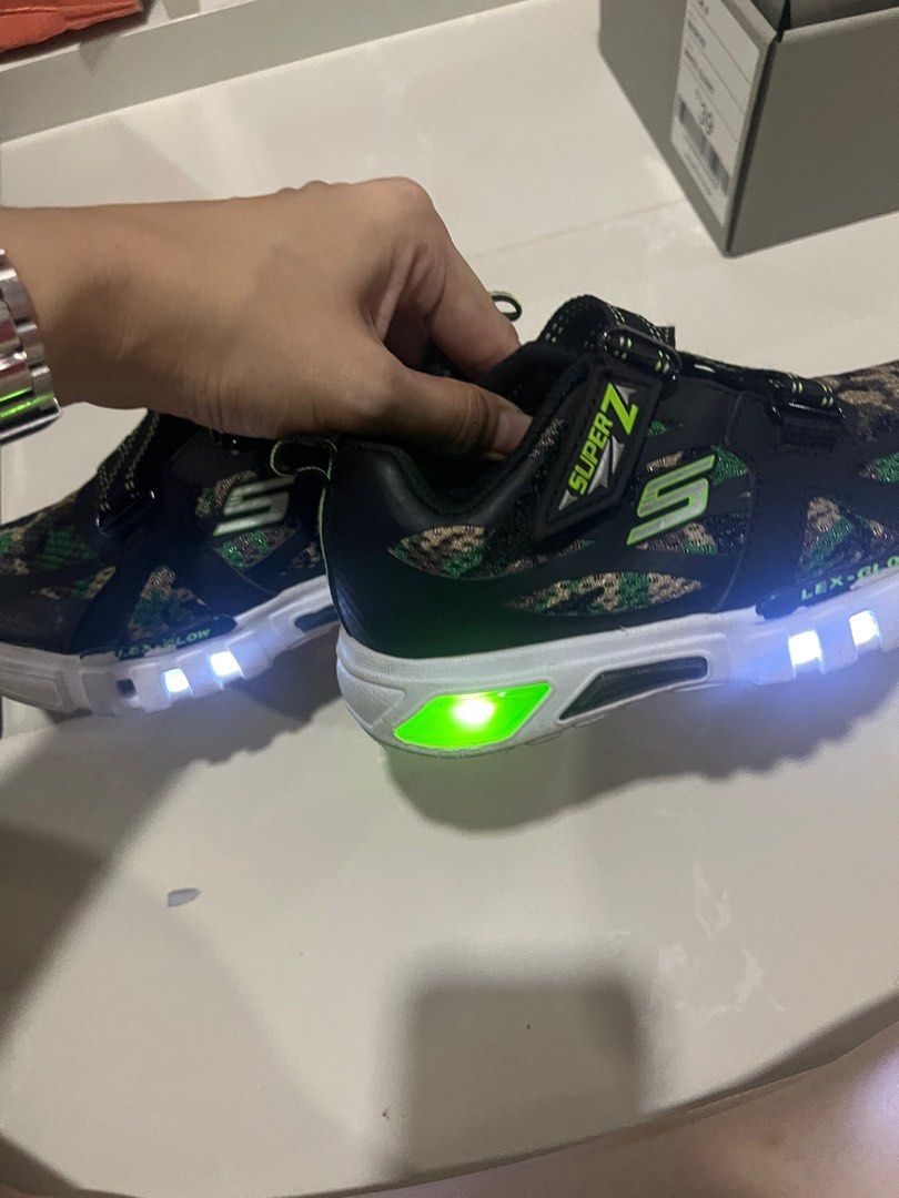 Skechers disney decathlon shoes