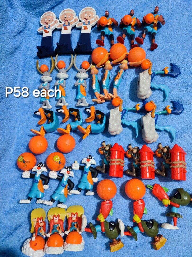 SPACE JAM TUNE SQUAD Toy Set (Category: Vintage Collectibles) located in Baguio. Submitted by abigailmyra (Listing ID 1320763289, Image 2). Description: PHP 575 set of 10 pcs PHP 58 each PHP 68 each sealed details in the pictures by Warner Bros & Mcdo loc:Baguio-CAR.