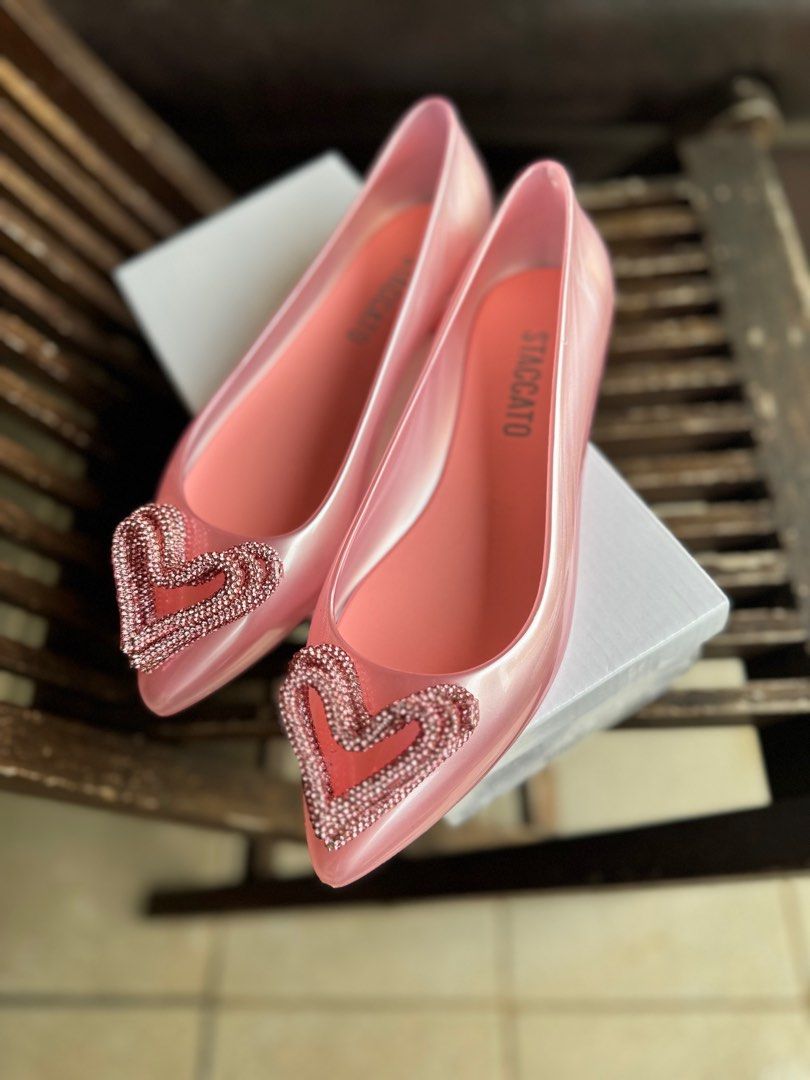 Staccato flat shoes pink Fesyen Wanita Sepatu di Carousell
