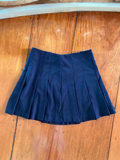 (Category: ) located in . Submitted by shopcutepreloved (Listing ID 1320639371, Image 1). Description: .
