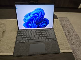 （分類：）位於 。 由 mat.ch 提交（商品編號 1320742683，圖片 1）。簡介： 。