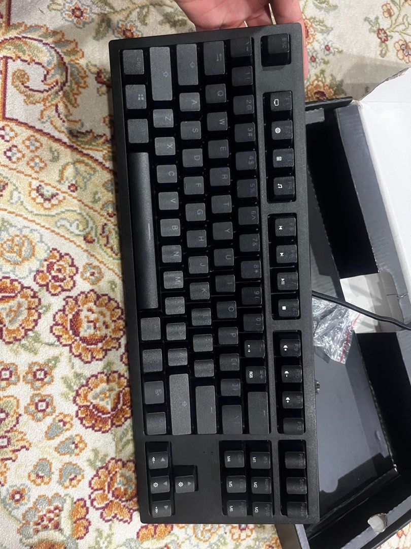 Techware Phantom (Category: Computer Keyboard) located in Kuala Lumpur. Submitted by namyazaman (Listing ID 1320696577, Image 3). Description: Techware Phantom Rm 80 (nego till letgo) Condition 8/10 Everything work fine Rarely use Reason : Cleae store Cod Kl nearby .