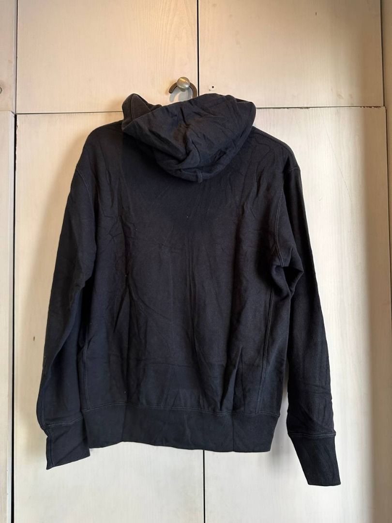 Uniqlo Black Hoodie Medium (Category: Coats, Jackets and Outerwear) located in Quezon City. Submitted by letsgoyego (Listing ID 1320648290, Image 2). Description: W 21 L 25 Medium on tag Good condition, color rate 9/10 No more laces PHP 499 .