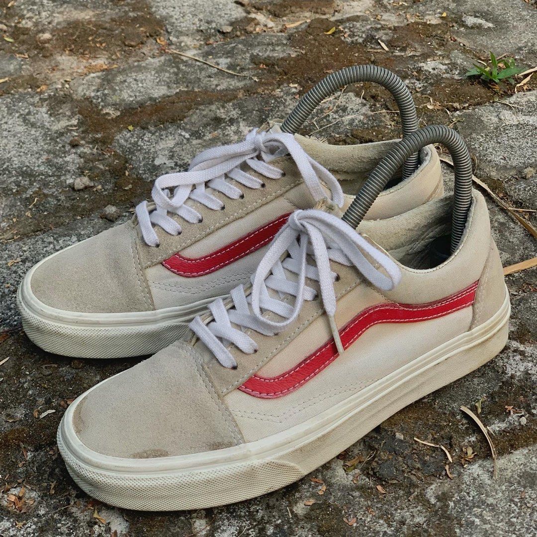 Vans Old Skool Suede Cream 500714, Fesyen Pria, Sepatu Sneakers