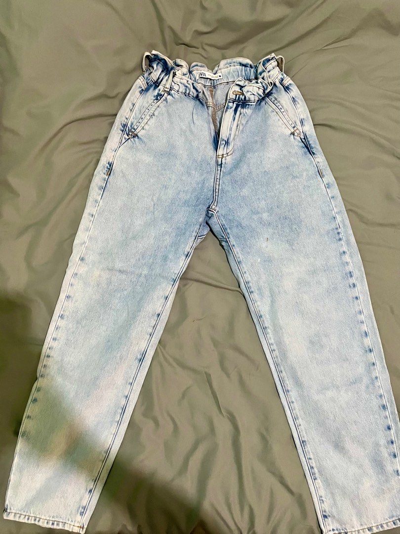 Zara Pants (Category: Jeans) located in Las Pinas. Submitted by secondsshoppp (Listing ID 1320583298, Image 1). Description: Denim pants from Zara Well used but with great care Fits 25-26.