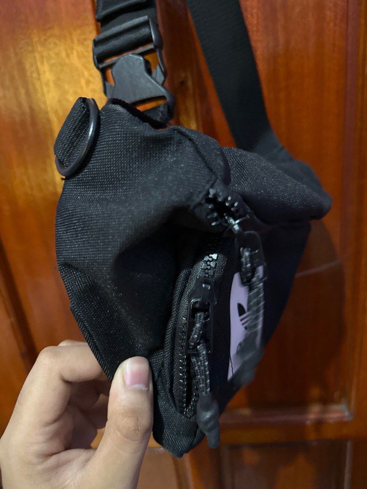 Adidas Bag (Category: Sling Bags) located in Mangaldan. Submitted by batrinabryan13 (Listing ID 1320795376, Image 2). Description: Rfs: decluttering .