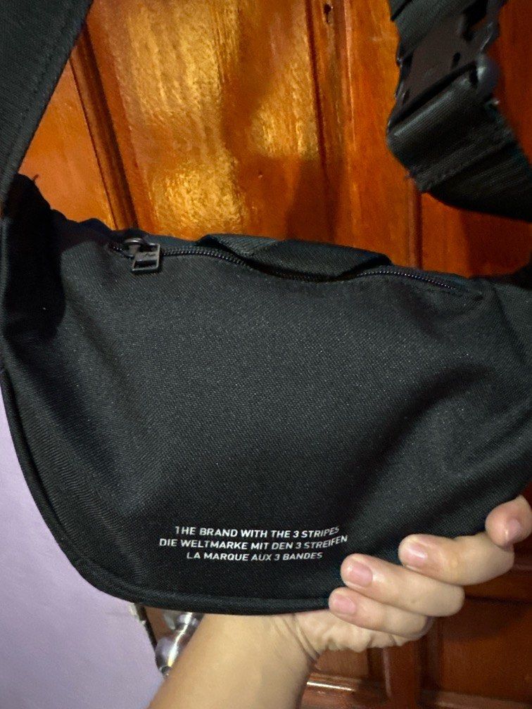 Adidas Bag (Category: Sling Bags) located in Mangaldan. Submitted by batrinabryan13 (Listing ID 1320795376, Image 3). Description: Rfs: decluttering .