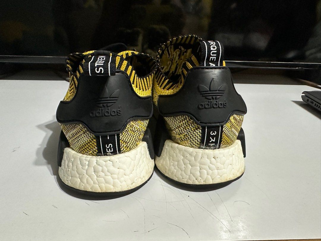 Adidas NMD RUNNER PK R1 S42131 RARE Yellow Camo