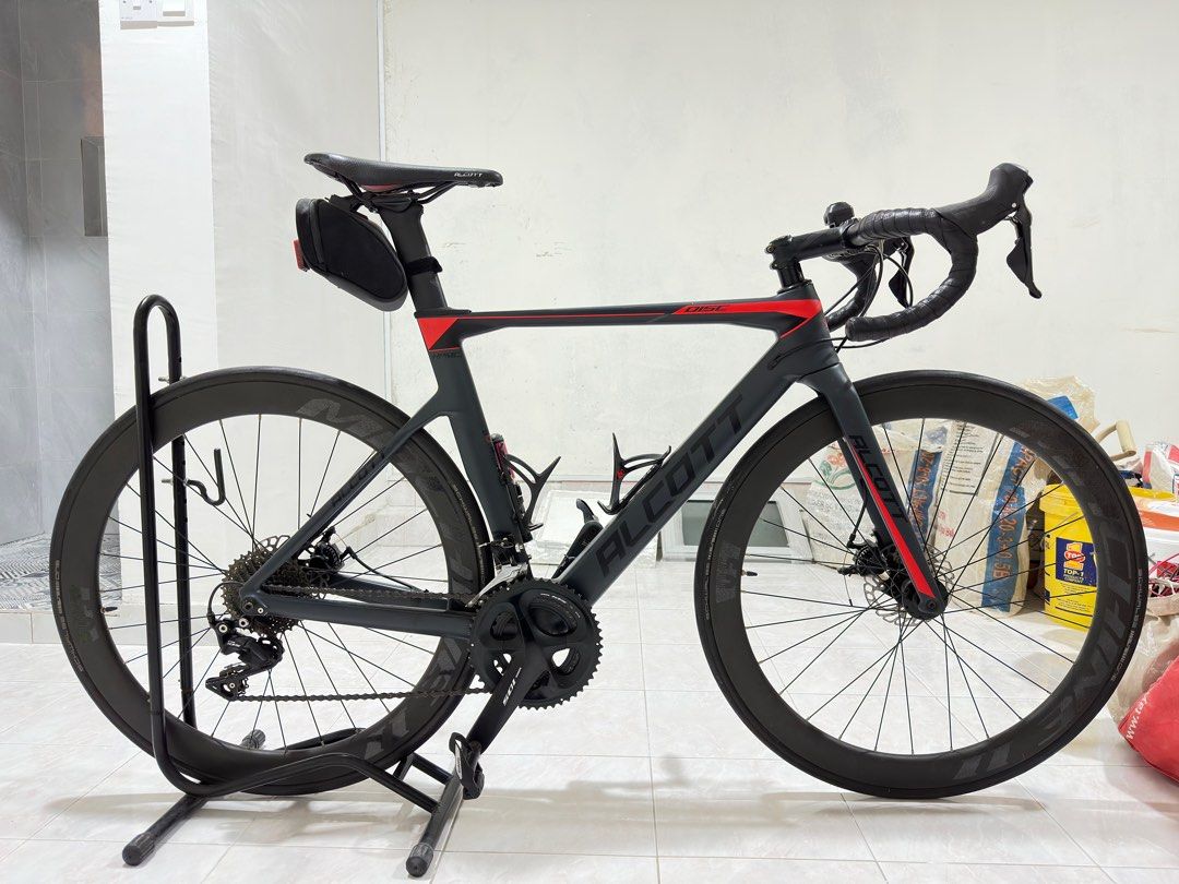 Alcott rossa road bike best sale