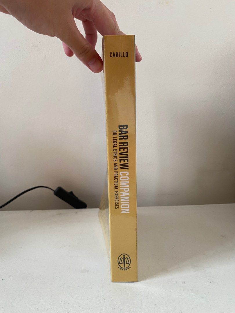 Bar Review Companion by Carillo (Category: Makeup) located in Quezon City. Submitted by zowdeclutters (Listing ID 1320793301, Image 2). Description: 🔆unused!!! Can pass as brand new 🔆last price posted; got this for ~₱1300 🔆no markings or highlights at all.