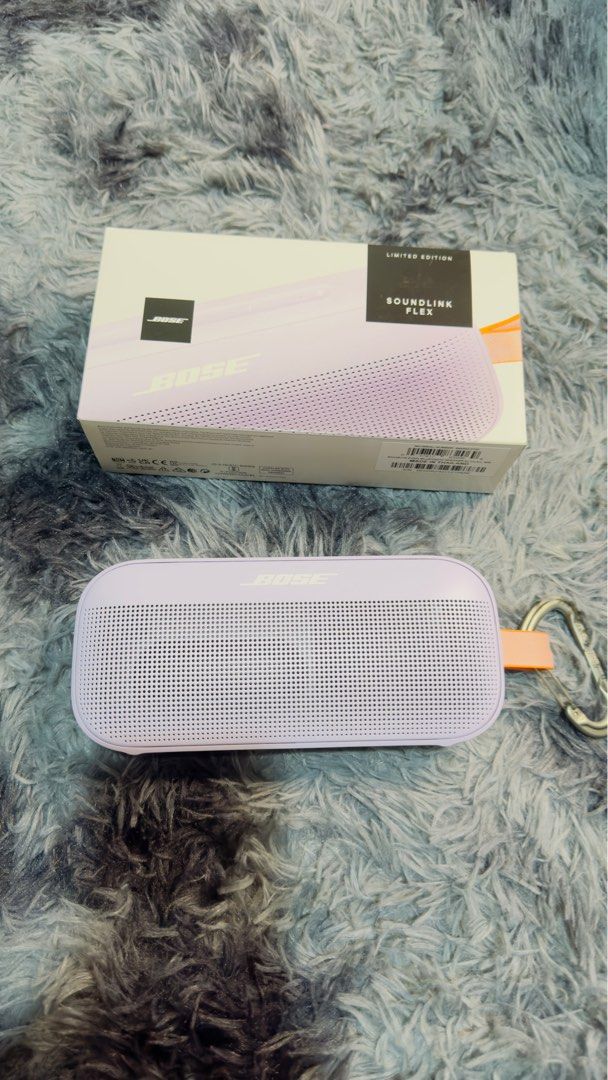 Bose Soundlink Flex Limited Edition Pink (Category: Soundbars, Speakers & Amplifiers) located in Manila. Submitted by dredredredredre (Listing ID 1320791446, Image 2). Description: Super barely used because i have 1 more the black one bought in June. Unbox this July 2024 No box accidentally thrown it away. Have some dirt a bit behind. No dents.