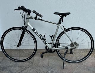 (Category: ) located in . Submitted by mak_sg (Listing ID 1320804910, Image 1). Description: .