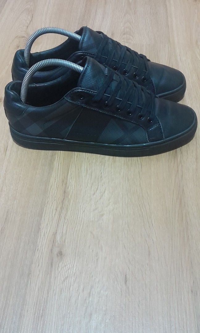 Burberry shoes kasut burberry Italy shoes kasut italy spain shoes luxury shoes