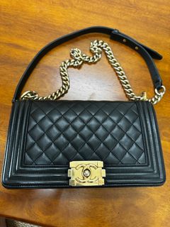 (Category: ) located in . Submitted by danishhakimwardrobe (Listing ID 1320857513, Image 1). Description: .