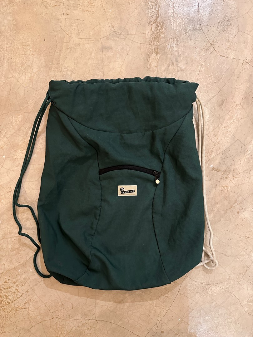 Crumpler Squid Drawstring Backpack Dark Green