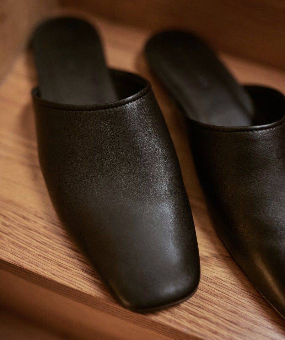 Everlane day mule online