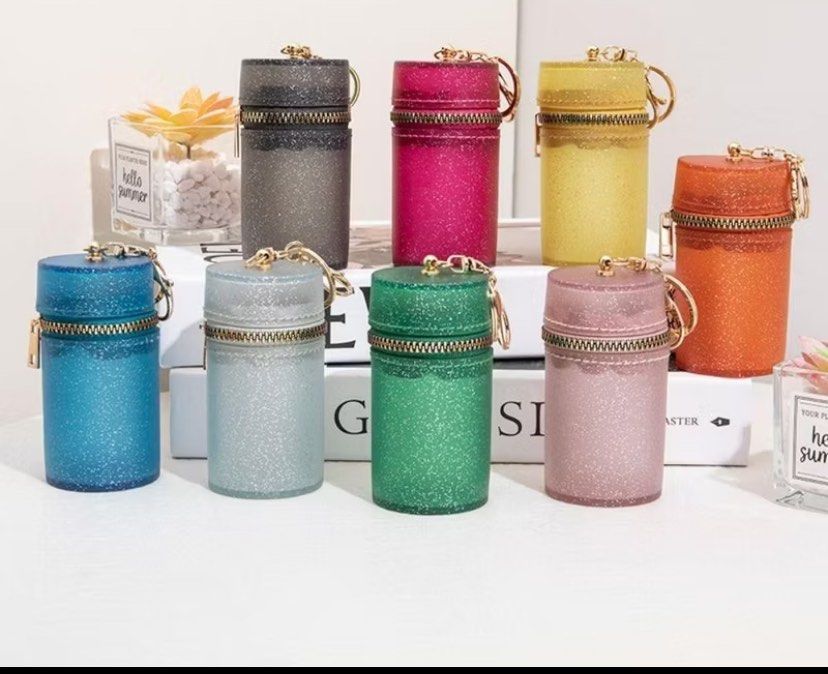 Lipstick pouches top