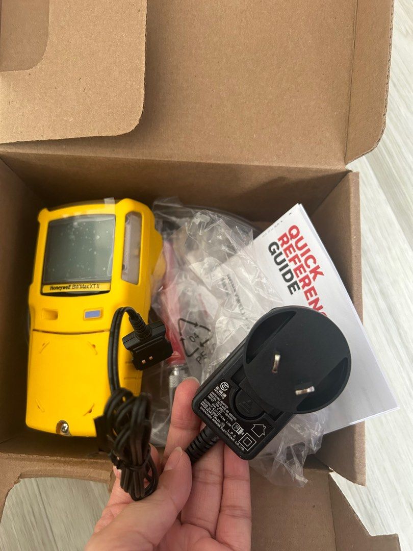Honeywell BW MaxXT II Multi Gas Detector (Category: Other Accessories) located in Quezon City. Submitted by jewelraestoyshop (Listing ID 1320770443, Image 2). Description: Honeywell BW MaxXT II Multi Gas Detector ✅Explosion Proof ✅Intrinsically Safe ✅Brand new ✅Complete Accessories ✅Complete Certificates ✅SIRE Inspection Approved Location: Quezon City.