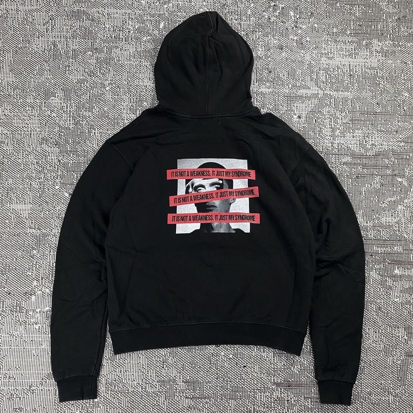 HOODIE ONA JUNGKOOK Black, Fesyen Pria, Pakaian Lainnya di