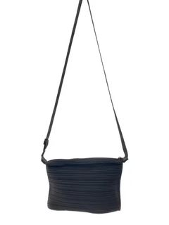 (Kategori: ) berada di . Dikirim oleh buymebags_id (ID iklan 1320836423, Gambar 1). Deskripsi: .