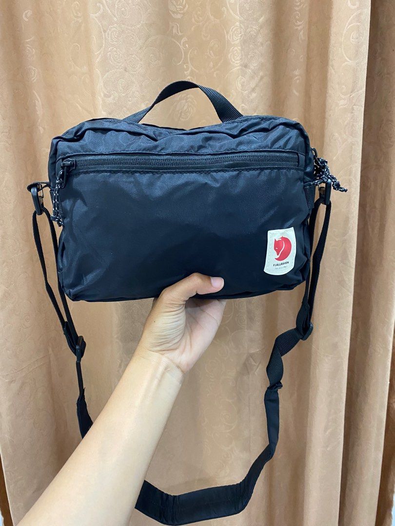 Kanken sling bag, Fesyen Wanita, Tas Dompet di Carousell