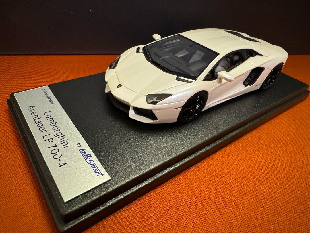 ミニカー Looksmart Aventador Canopus White 1/43 Looksmart Aventador Canopus White 1/43