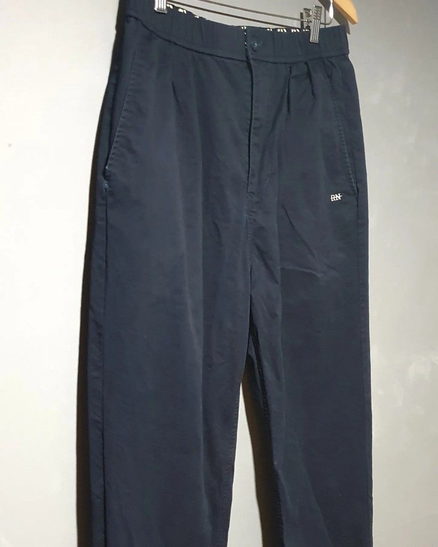 Maden Clothing Stretch Parachute Pants (Category: Joggers) located in Manila. Submitted by bilikabu_hits (Listing ID 1320893202, Image 3). Description: Maden Clothing Stretch Parachute Pants 750 only 🔥 Size : XL Waist : 34 to 37 Length : 40 Condition : 9/10 *first to pay basis Cainta Rizal.
