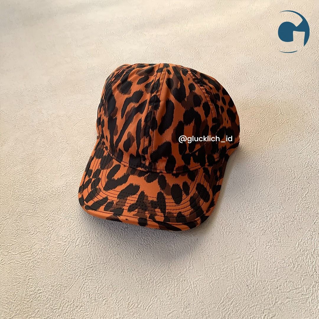 Nike, Dri Fit Club Cap in Animal Print
