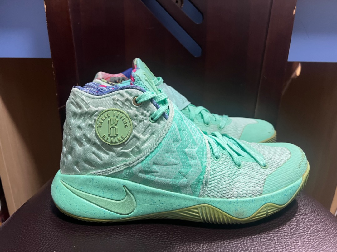Nike Kyrie 2 What the Kyrie Green Glow US10 kyrie2 Carousell