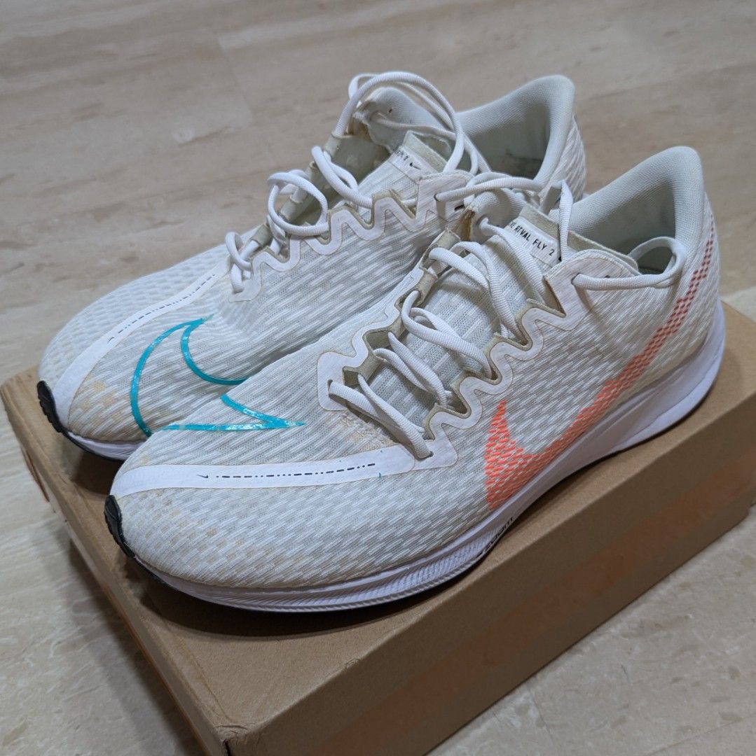 Nike zoom rival fly white top