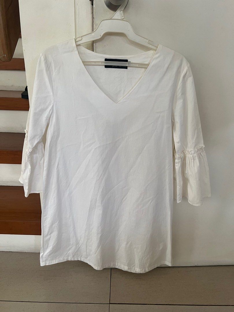 Peach and white 3/4s dress (Category: Dresses) located in Manila. Submitted by beanbins (Listing ID 1320785079, Image 2). Description: .