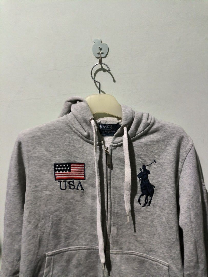 Polo Ralph Lauren hoodie size M custom fit Men s Fashion Coats Jackets and Outerwear on Carousell