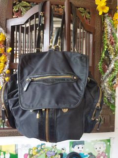 (Kategori: ) berada di . Dikirim oleh sha_numpreloved (ID iklan 1320768236, Gambar 1). Deskripsi: .