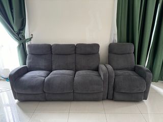 (Category: ) located in . Submitted by aqilah13 (Listing ID 1320788323, Image 1). Description: .