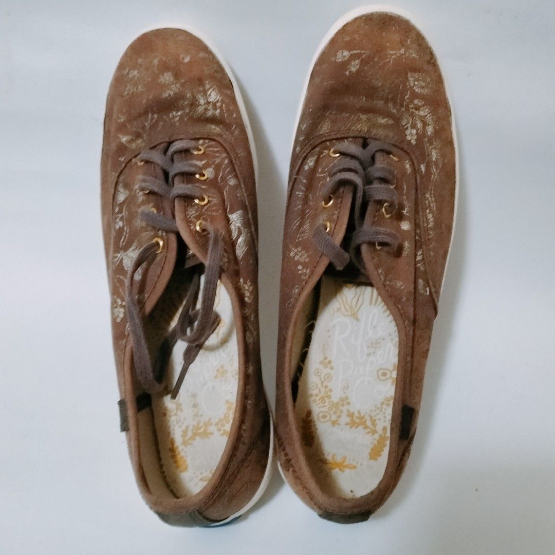 Rifle Paper Co. x Keds (Category: Sneakers) located in Baguio. Submitted by livewless (Listing ID 1320898166, Image 2). Description: selling cheap bec. print has faded in front from brushing and some separation from the side from washing/soaking. Seldom used, soles in very good condition..