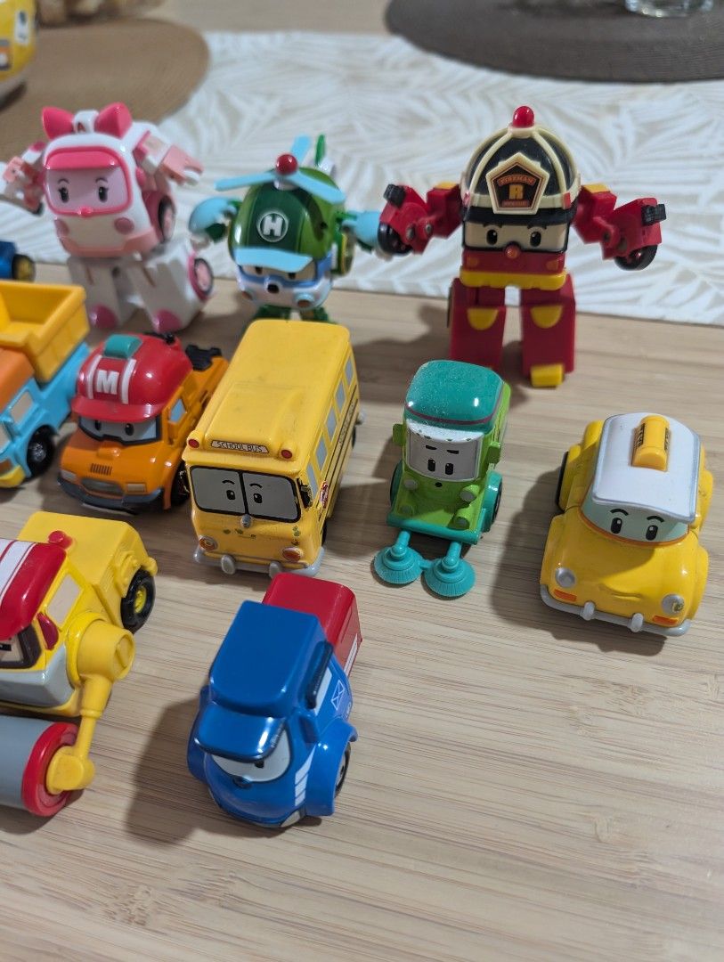 Robocar Poli Characters Set Bundle (Category: Kids Toys) located in Quezon City. Submitted by cart_rd (Listing ID 1320883025, Image 3). Description: 15pcs characters including interchangeable to cars main characters Poli, Roy, Amber,Helly.