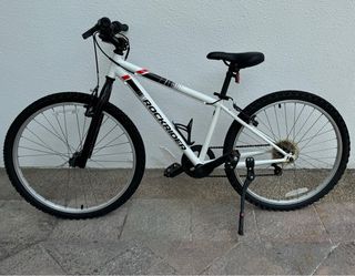 (Category: ) located in . Submitted by mak_sg (Listing ID 1320805623, Image 1). Description: .