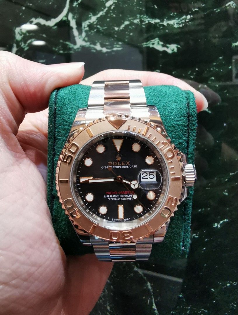 Rolex 116621 black dial top