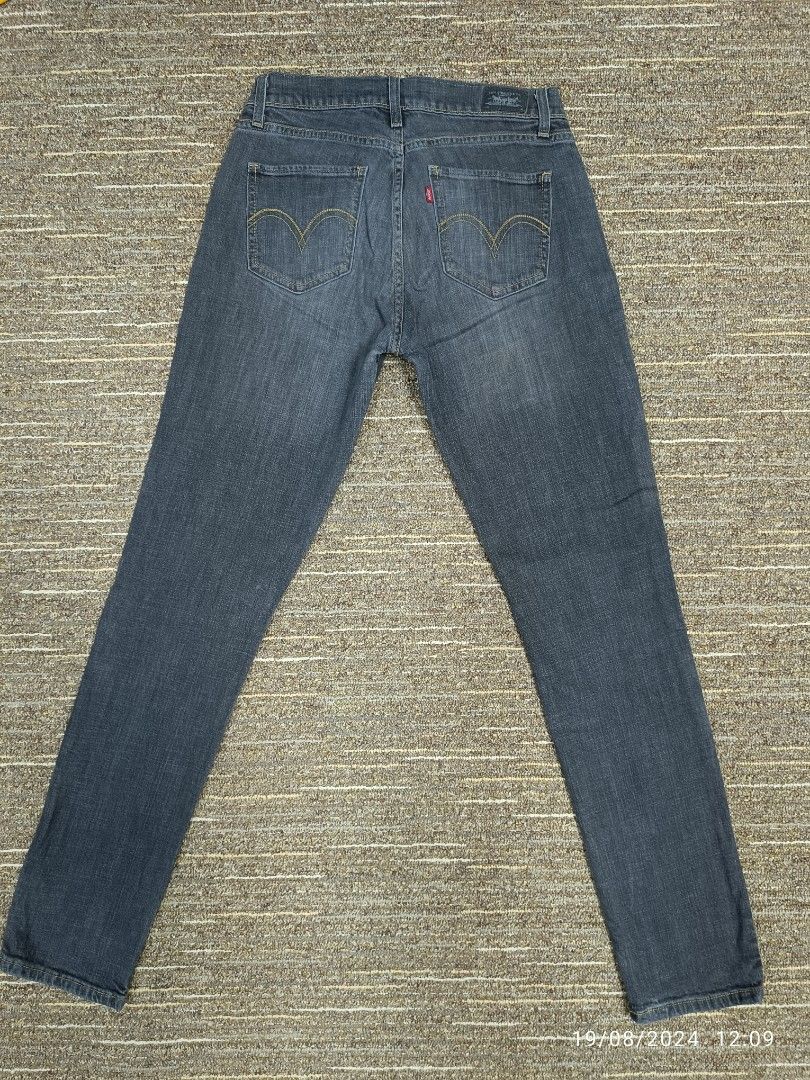 Levi's 528 curvy cut skinny jeans outlet