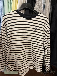 (Category: ) located in . Submitted by personalpreloved00 (Listing ID 1320780628, Image 1). Description: .
