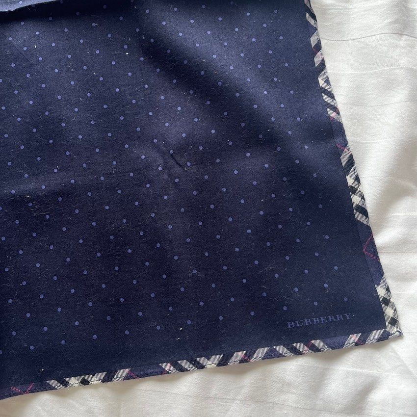 Burberry polka dot scarf deals